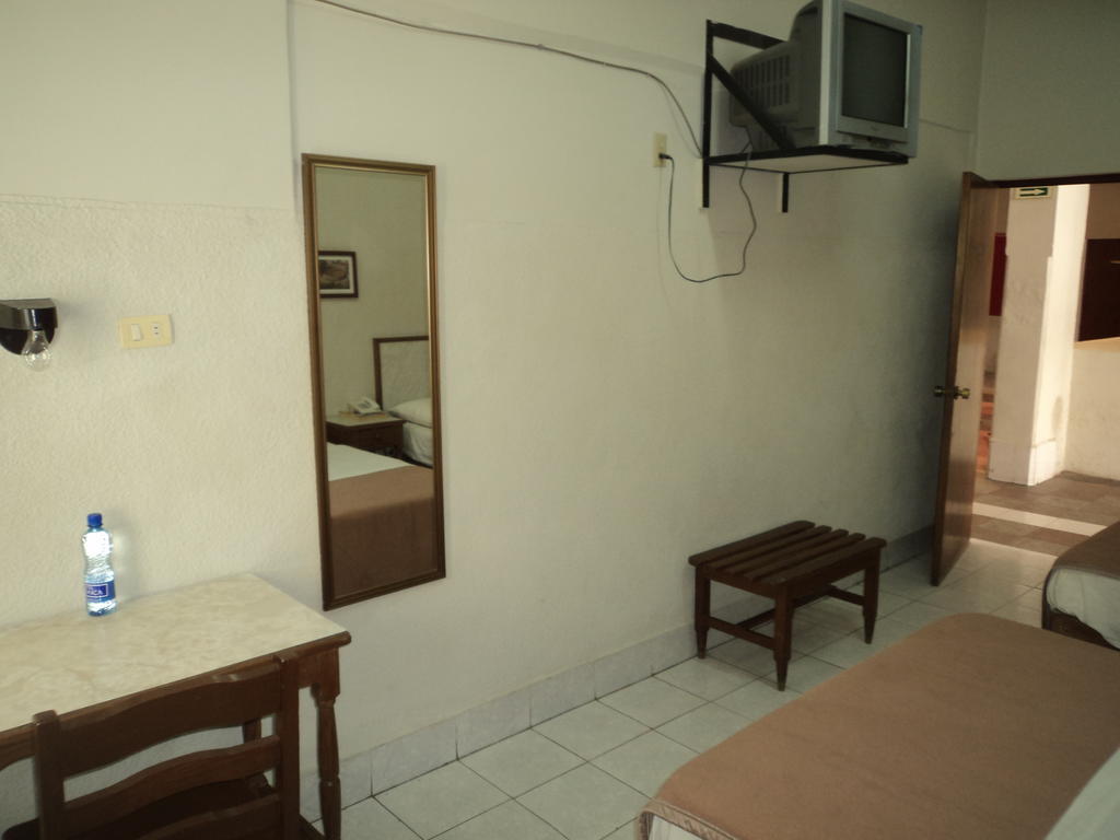 Hotel Kuraica Ciudad Obregón Quarto foto